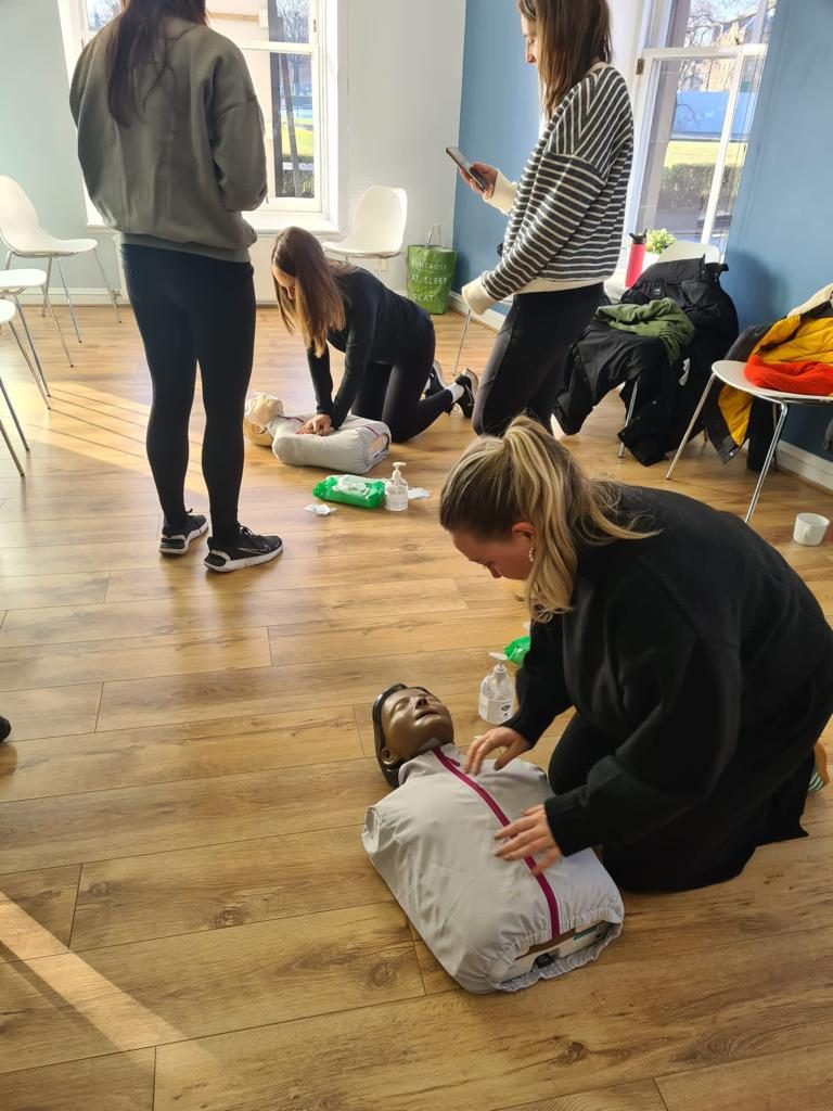 CPR & Defibrillator (AED) Course in Portsmouth